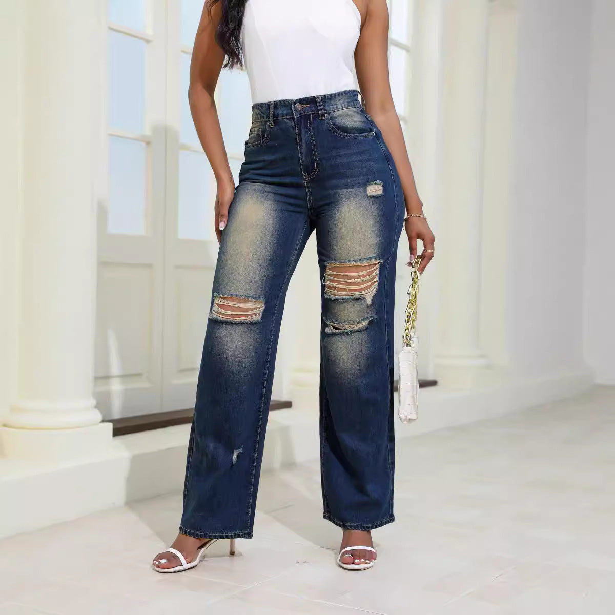 High Waist Wide Legged Ripped Jeans With Pockets
