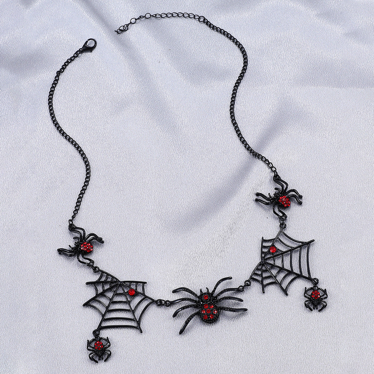 Halloween Spider And Spider Web Necklace Necklace