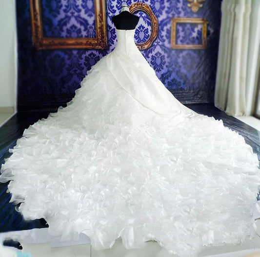 High-end Wedding Dress With Big Tail