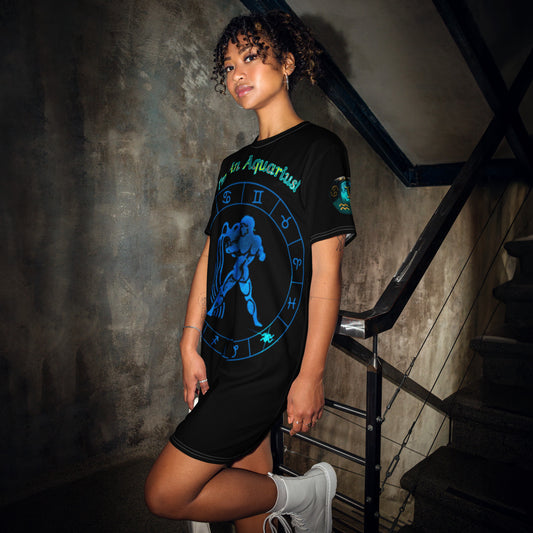 T-shirt dress/I'mAnAquarius2Black