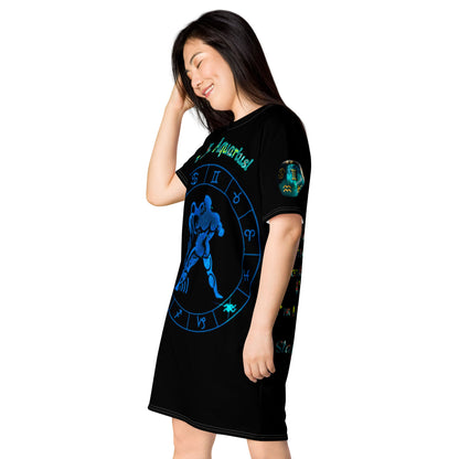 T-shirt dress/I'mAnAquarius2Black