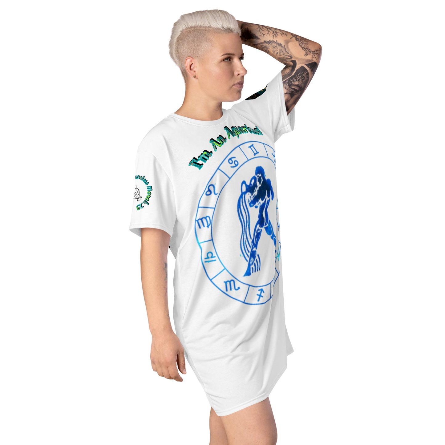 T-shirt dress/I'mAnAquarius