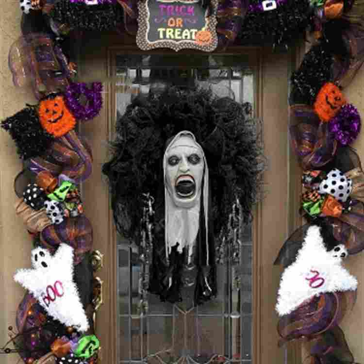 Horror Movie Garland Halloween Unique Decorative Mask Doorplate