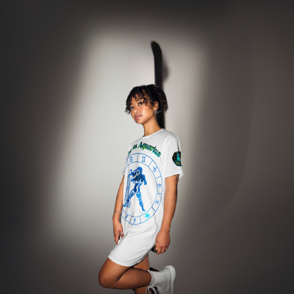 T-shirt dress/I'mAnAquarius