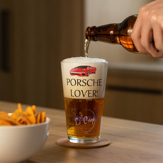 Porsche Lover! Shaker pint glass